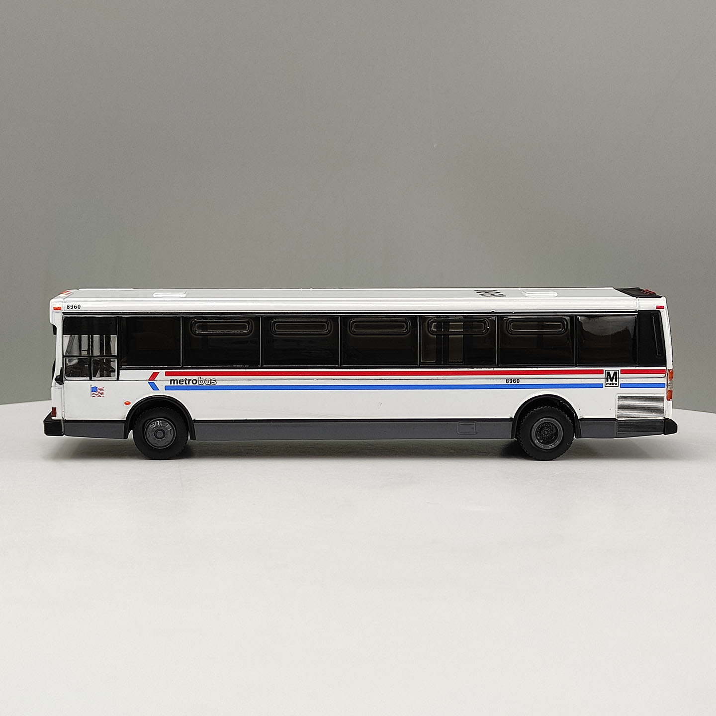 Diecast IR Skala 1:87 Bus Vint - Vintage Collectibles & More Llc Photos ulasan dan harga